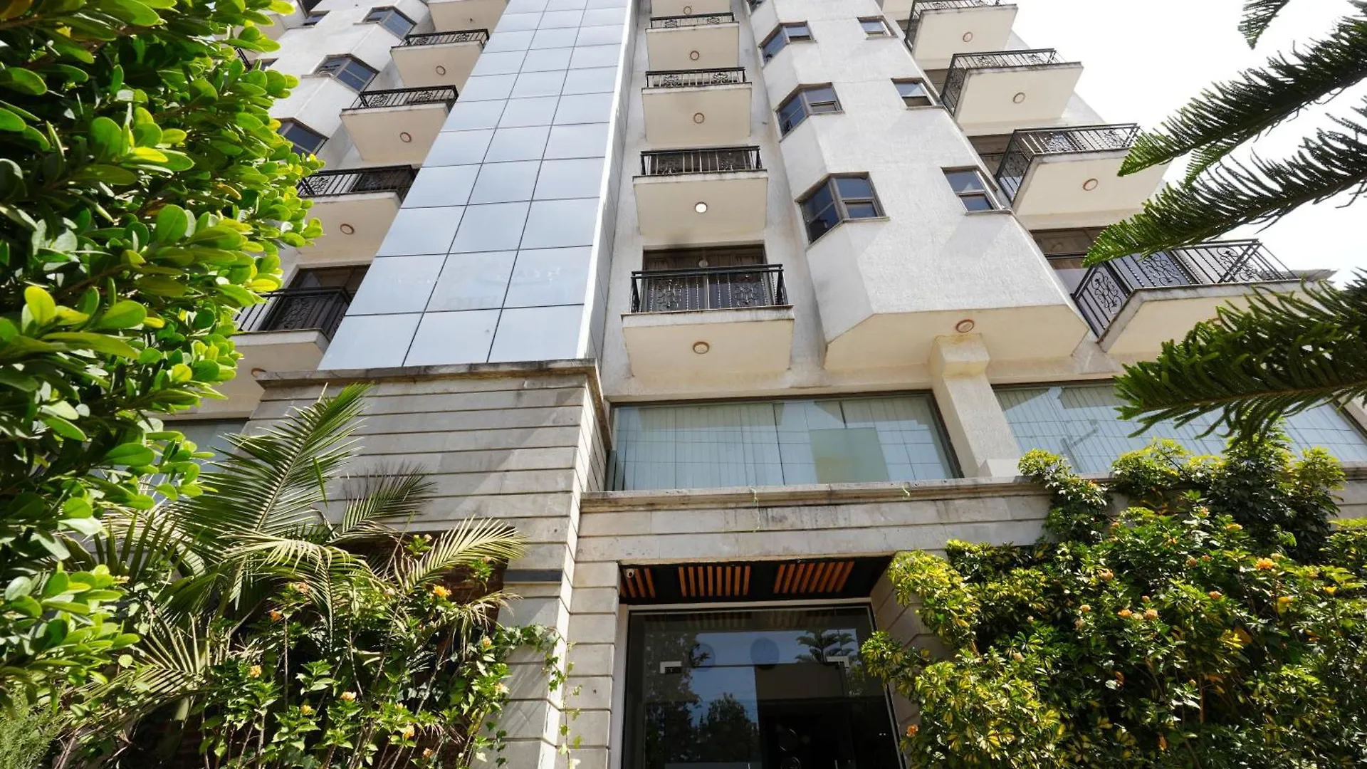 Mazeki Addis Boutique Hotel  אדיס אבבה